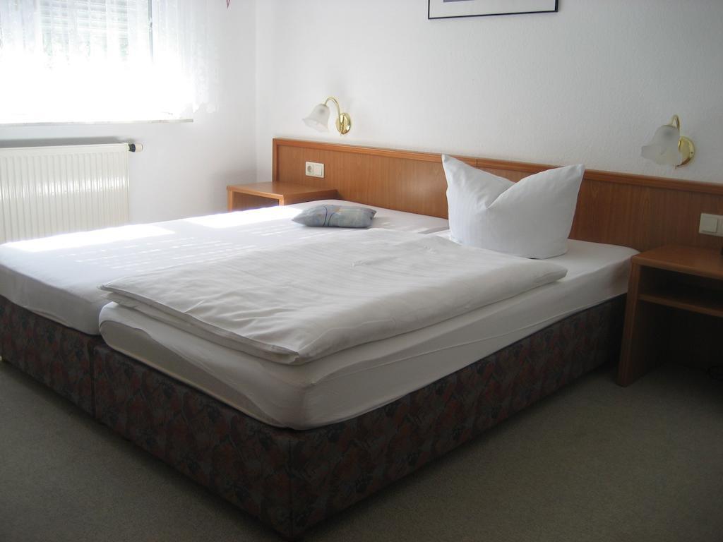Hotel Kirchner Tharandt Room photo